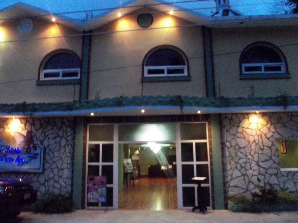 Hotel Ribiera Del Lago Peten Itza San Roman Exteriér fotografie