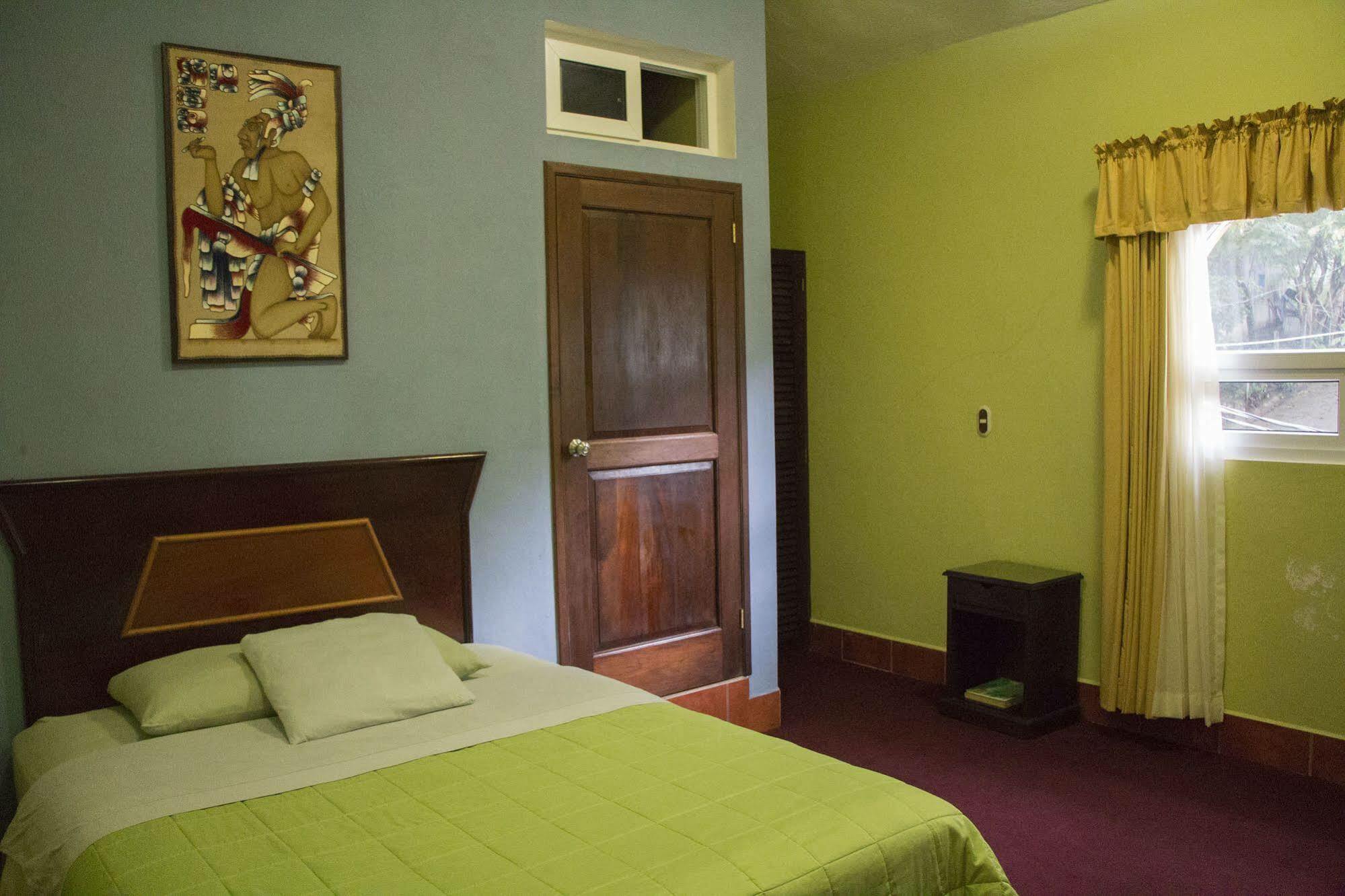 Hotel Ribiera Del Lago Peten Itza San Roman Exteriér fotografie