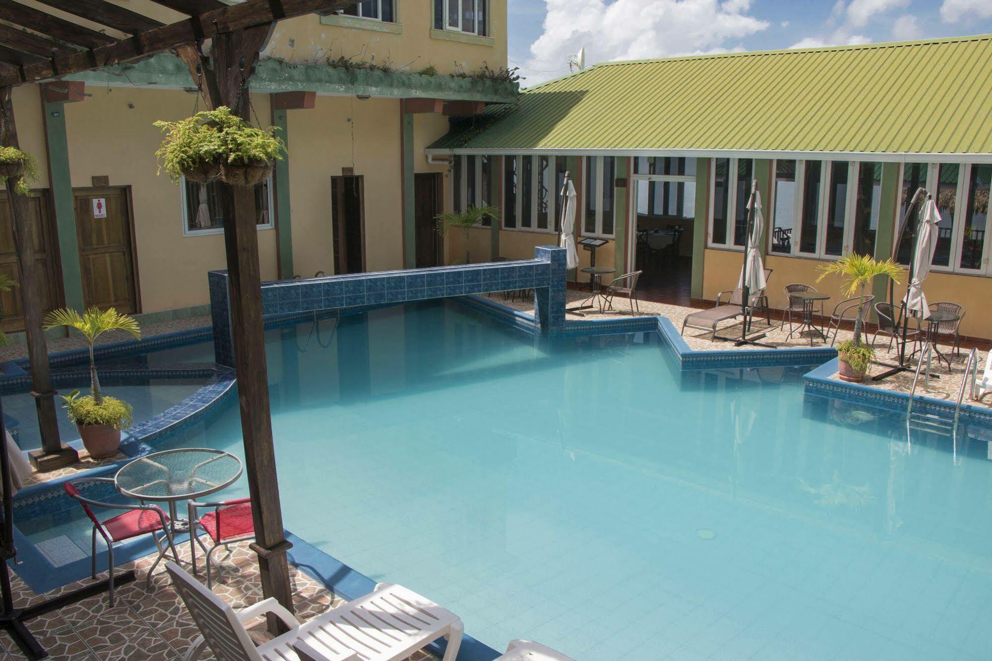 Hotel Ribiera Del Lago Peten Itza San Roman Exteriér fotografie