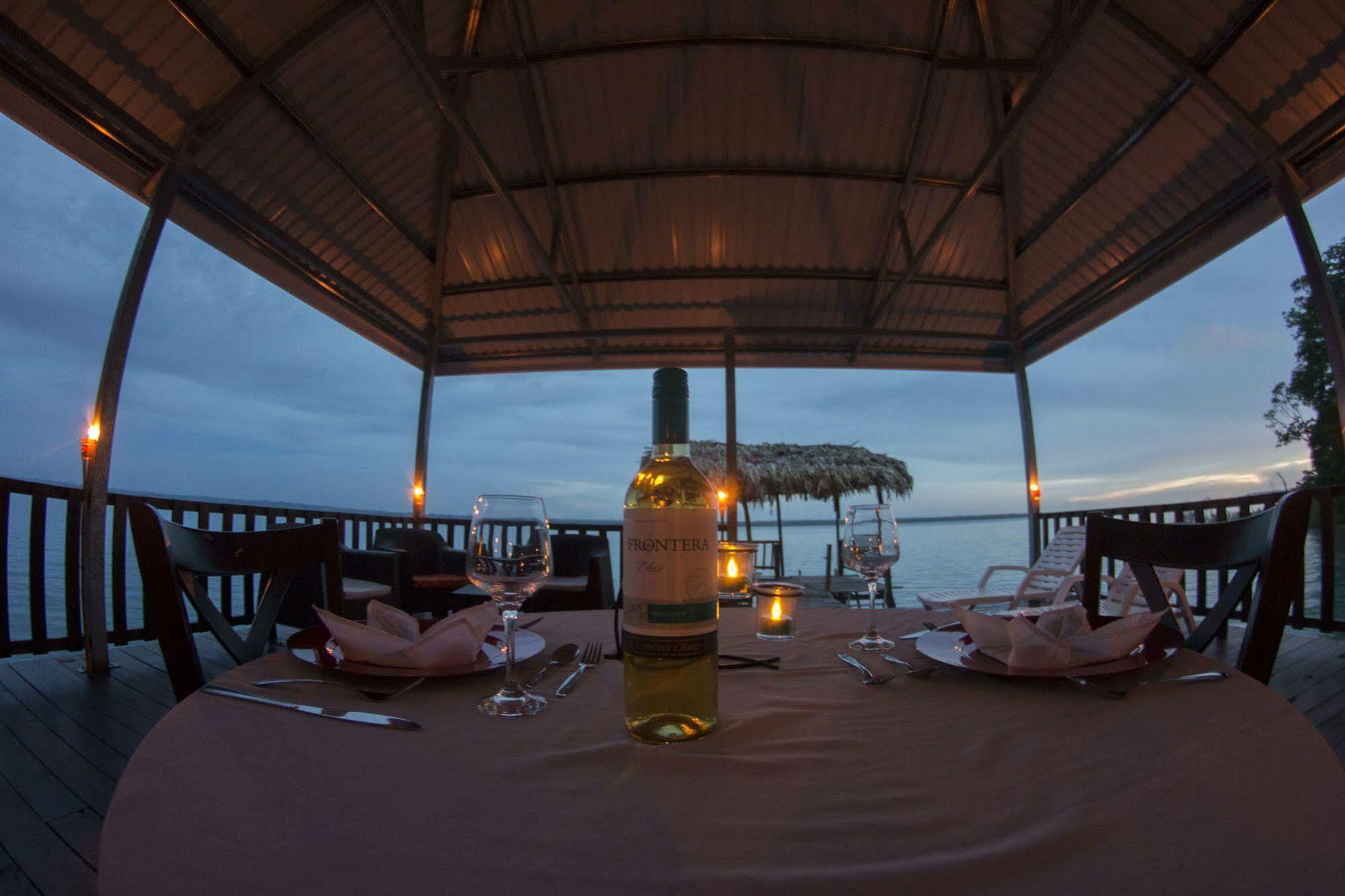 Hotel Ribiera Del Lago Peten Itza San Roman Exteriér fotografie