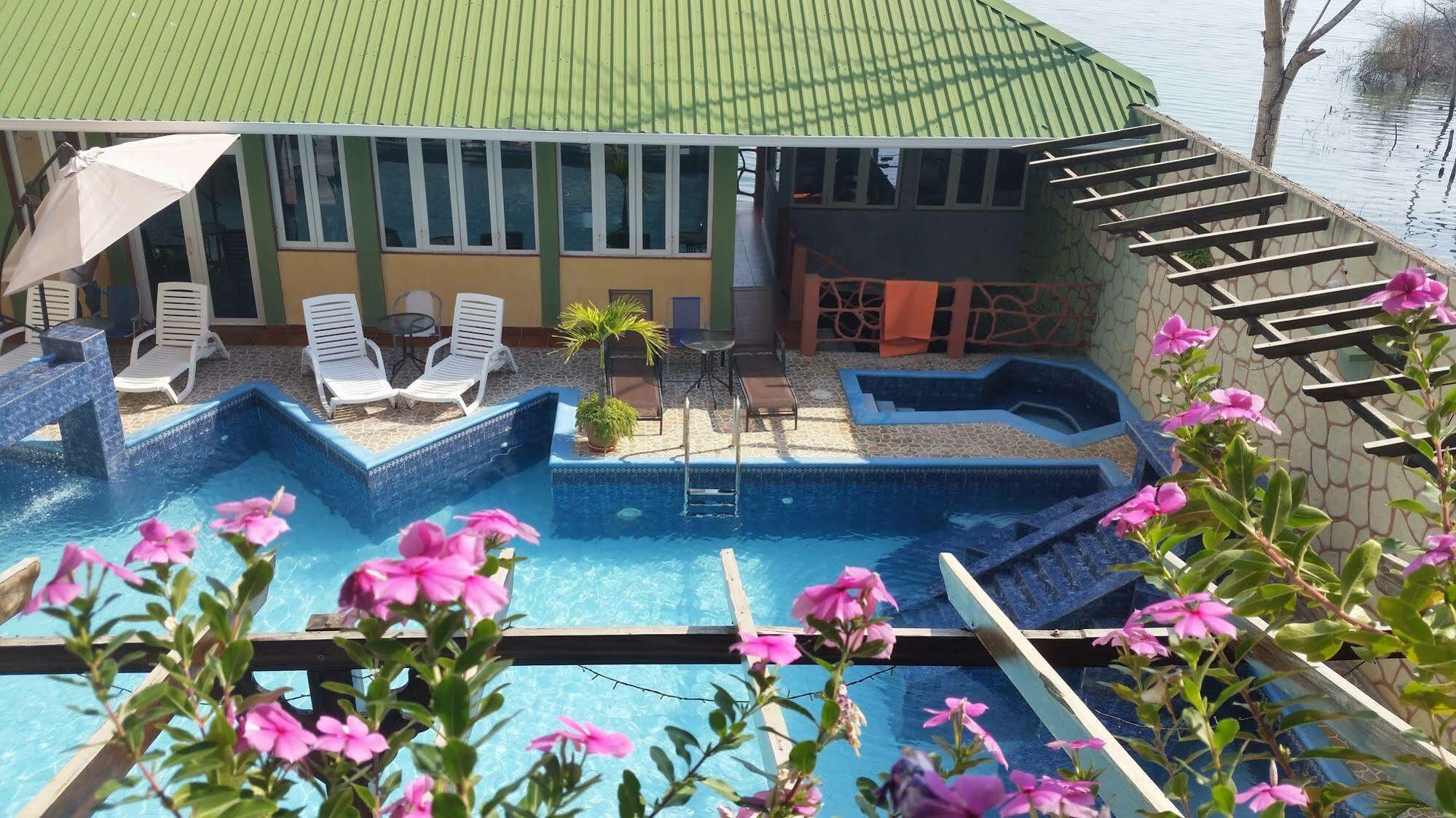 Hotel Ribiera Del Lago Peten Itza San Roman Exteriér fotografie